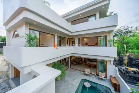3 bedrooms Villa in Canggu, Badung, Indonesia No. 11745 5