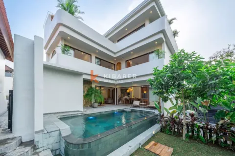 3 bedrooms Villa in Canggu, Badung, Indonesia No. 11745
