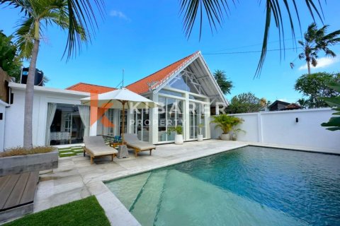 3 bedrooms Villa in Denpasar, Indonesia No. 11746