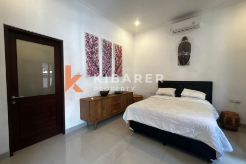 3 bedrooms Villa in Kerobokan, Badung, Indonesia No. 11750 9